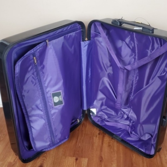 Vince Camuto Maybel 25” Hardside Spinner Suitcase - Picture 4 of 5